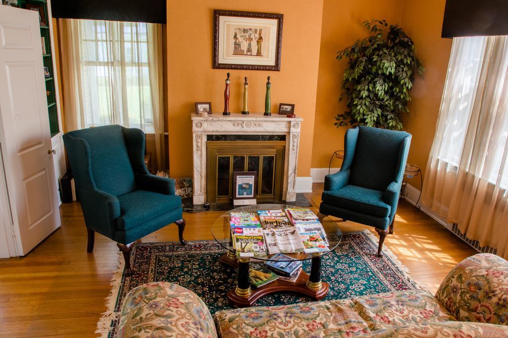 Morehead Manor Bed And Breakfast Durham Exteriér fotografie